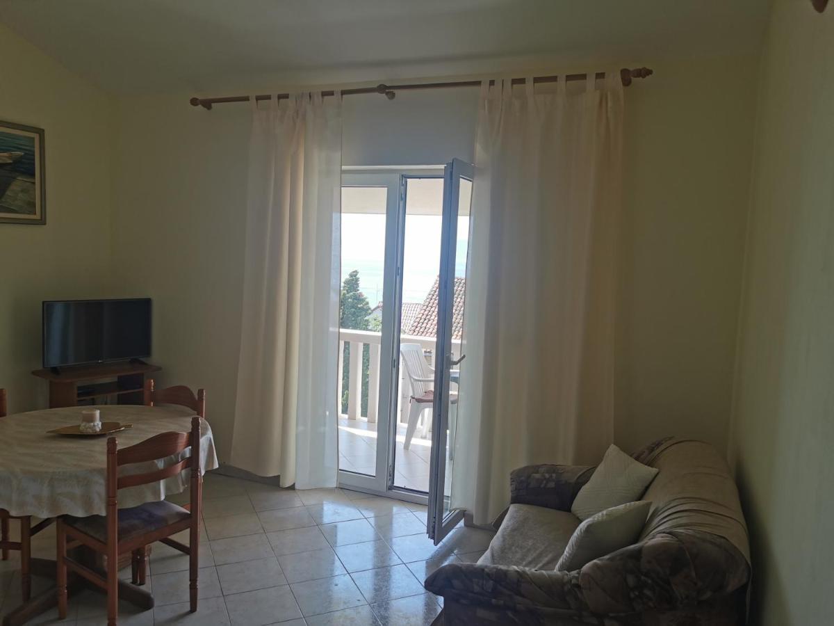 Apartments Dani Bol Exterior photo
