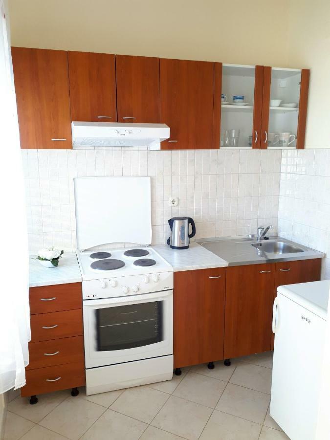 Apartments Dani Bol Exterior photo